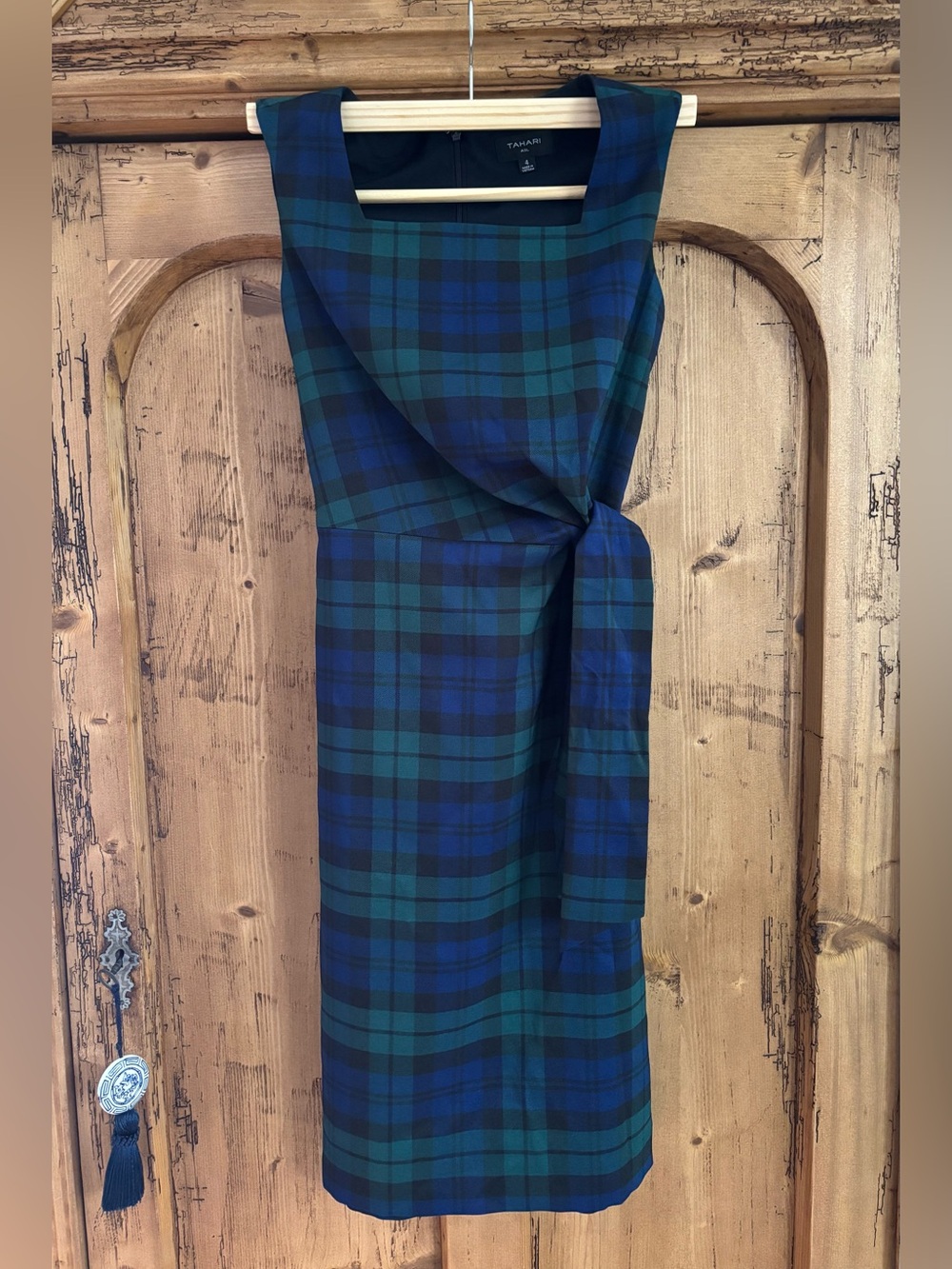 Tahari ASL Green & Navy Plaid Sheath Dress with Wrap Around Side Tie size 4